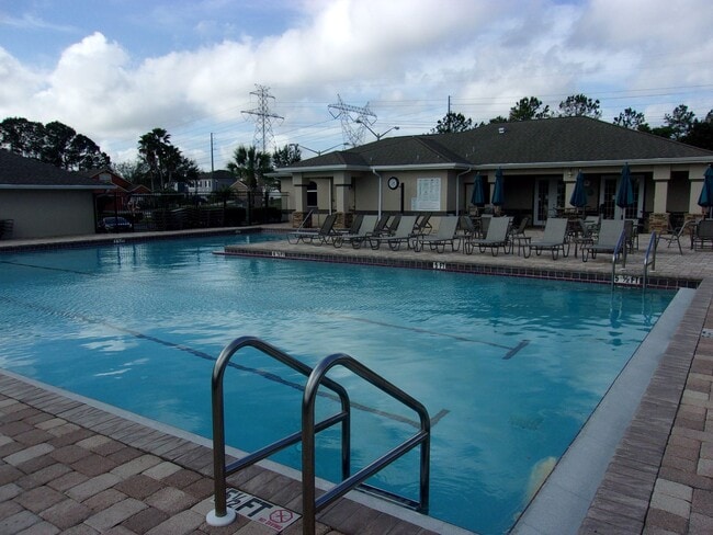 Building Photo - SPRING RIDGE COMMUNITY