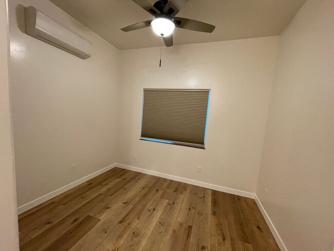 Building Photo - Luxury 2 Bed / 2 Bath in Winters! 1.1 Mile...