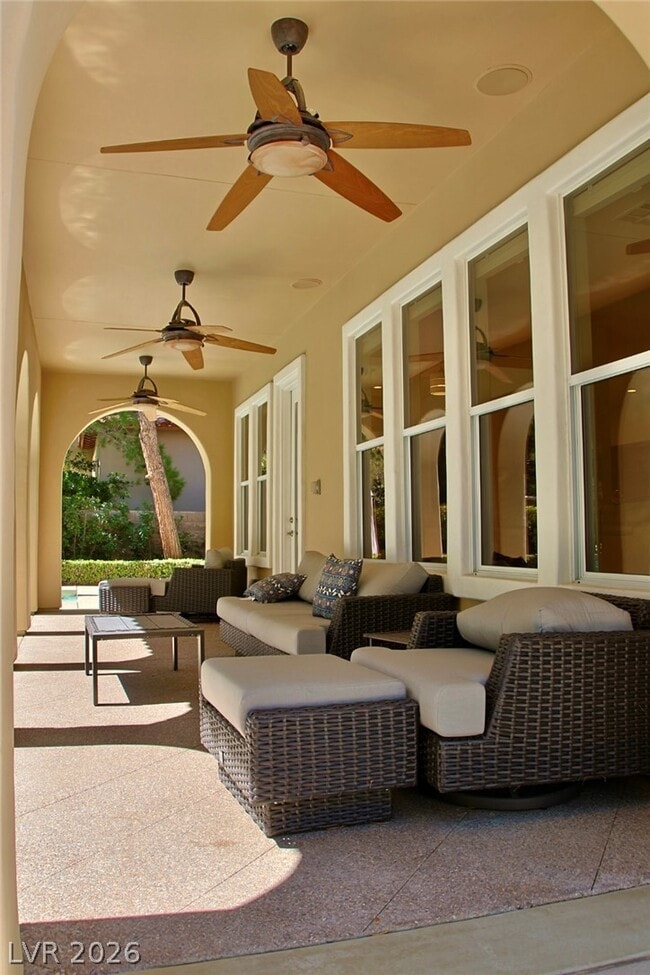 Building Photo - 12047 Oakland Hills Dr