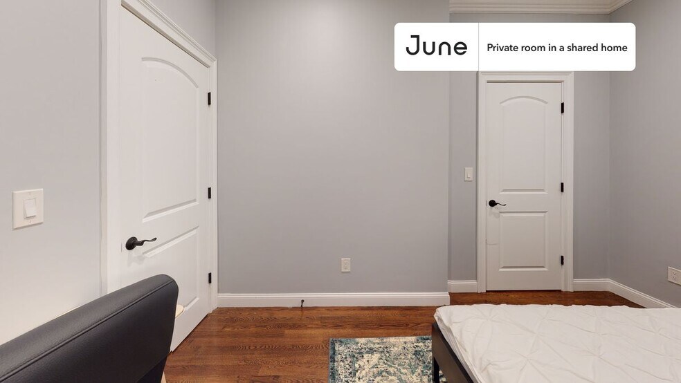 Building Photo - Room in Shared 4 bed/1.5 bath home