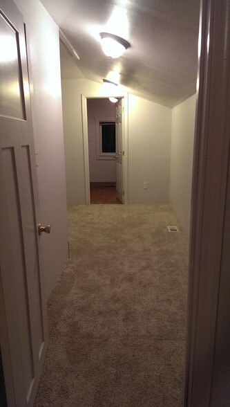 Bedroom 3 - 502 Delsol Ln