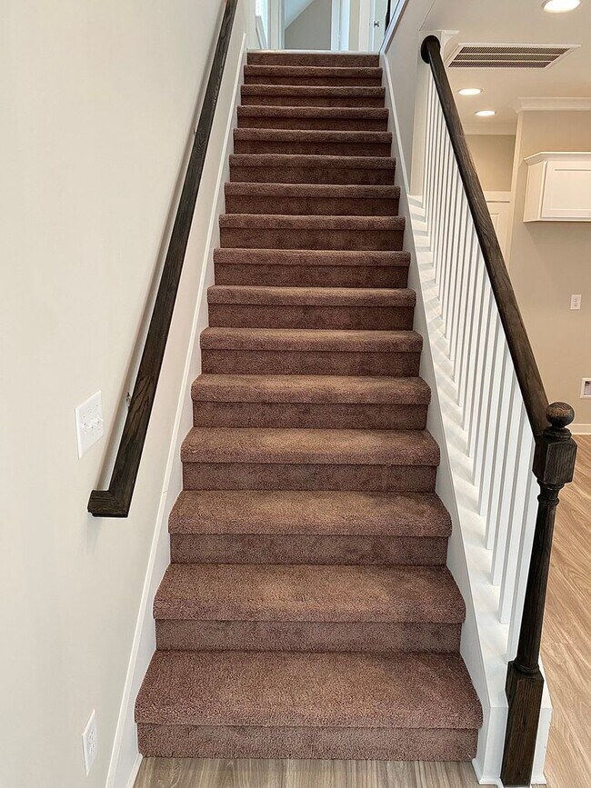 Building Photo - Home for Rent in Calera, AL!!! Available to view with 48 hour notice!