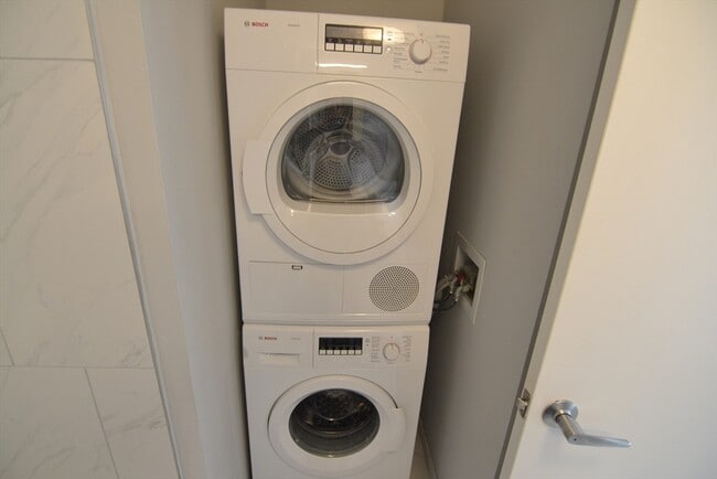 Building Photo - 1282 Boylston St