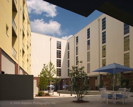 Building Photo - 620 Glen Iris Dr NE