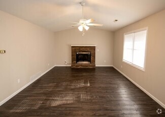 Building Photo - 130 Pierre Pl