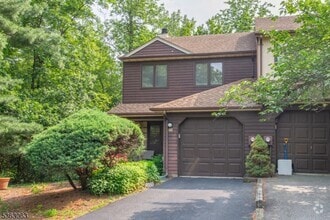 Building Photo - 39 Patriots Rd