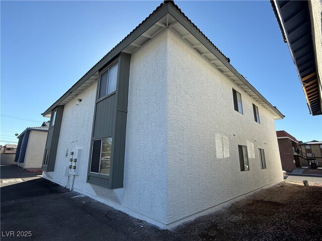 Building Photo - 5336 Mancos Ct