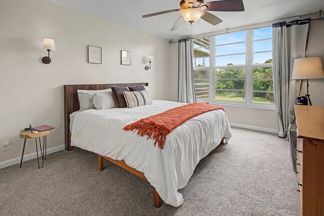 Building Photo - 3930 Oaks Clubhouse Dr