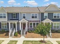 Building Photo - 512 Laurel Walk Ln