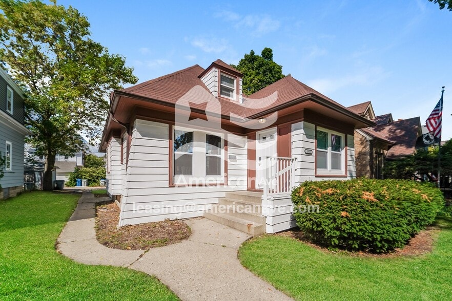 Building Photo - 3915 N 40th St