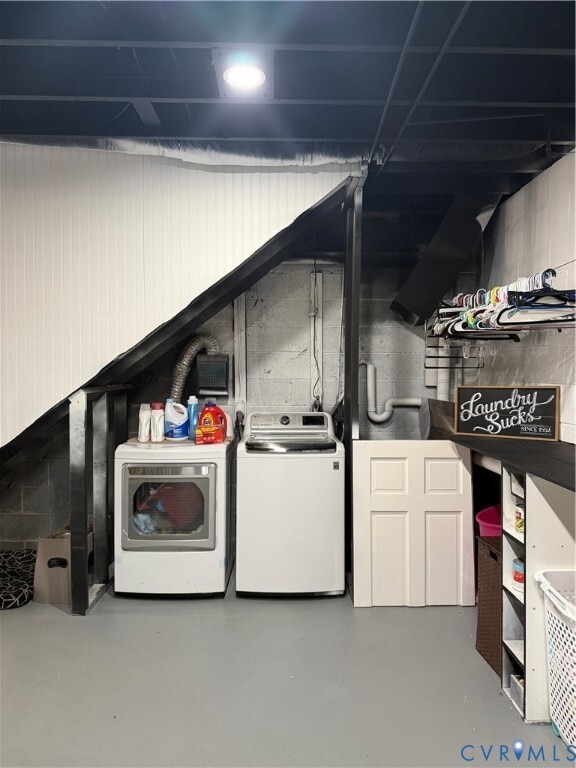 Building Photo - 8 English Oak Cir