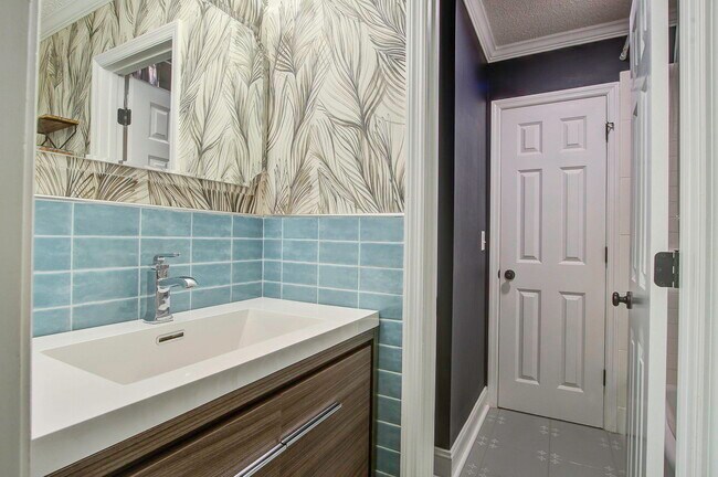 Building Photo - 1371 Cassidy Ct
