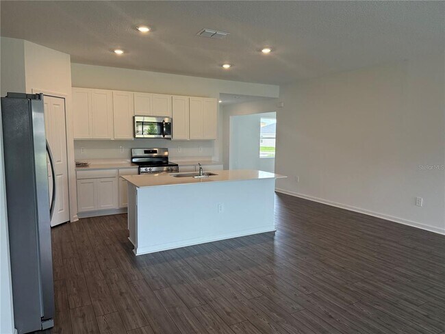 Building Photo - 14500 NW 165th Rd