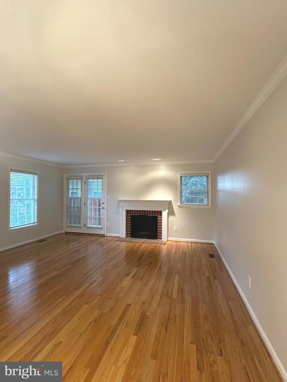 Building Photo - 2120 N Tazewell Ct