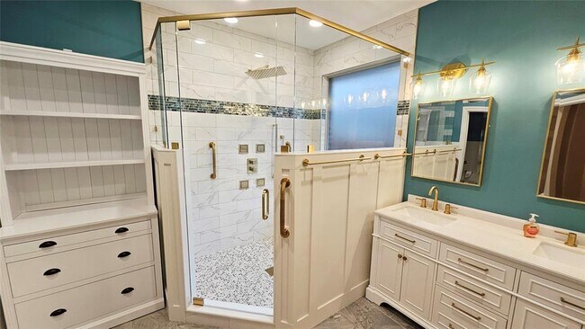 Building Photo - 1824 Woody Ln