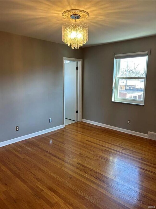 Building Photo - 7227-7229 Balson