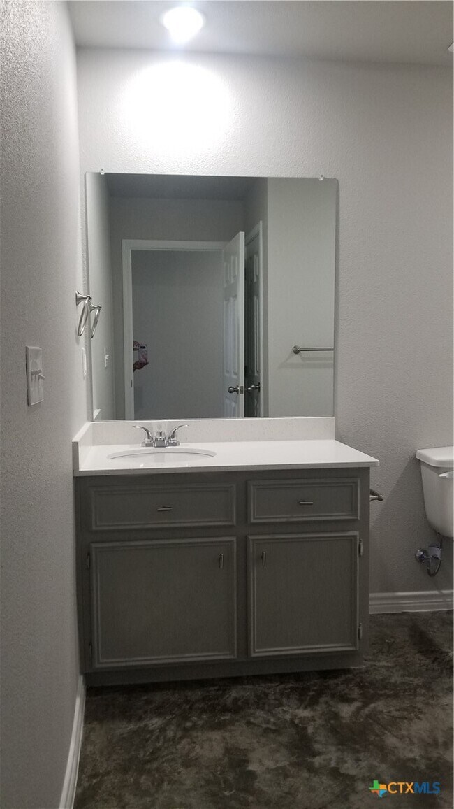 Building Photo - 200 Lowes Blvd