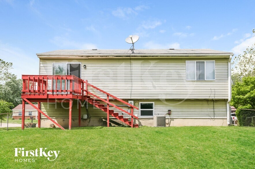 Building Photo - 9431 Pepperidge Dr