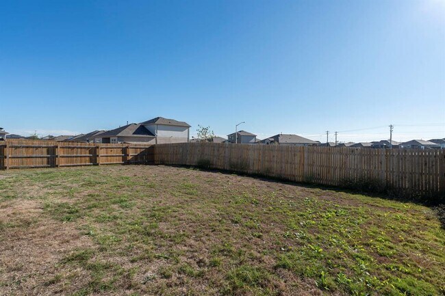 Building Photo - 111 Evergreen Sumac Lp