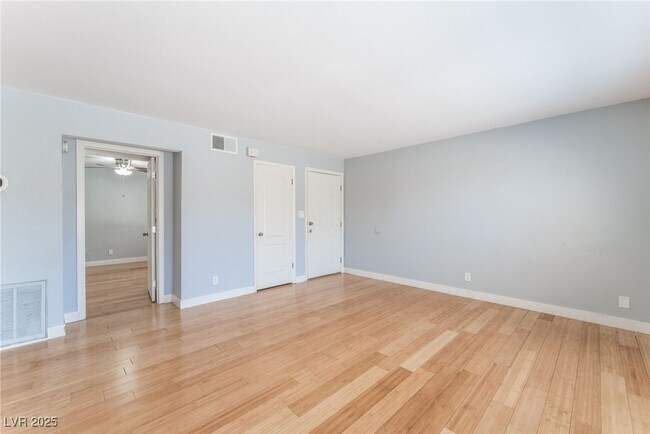 Building Photo - 4361 Gannet Cir