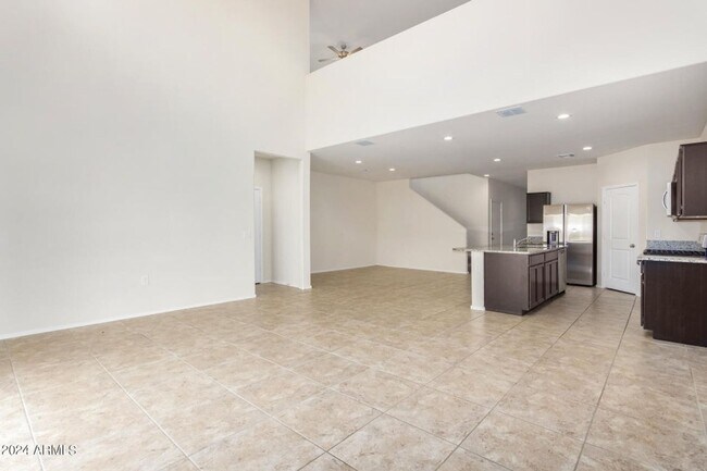 Building Photo - Charming 4 bedroom home in Buckeye!!