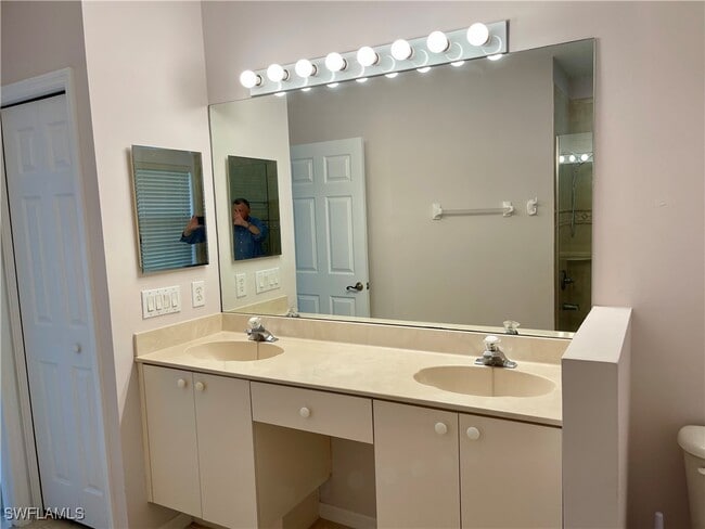 Building Photo - 2895 Orange Grove Trail