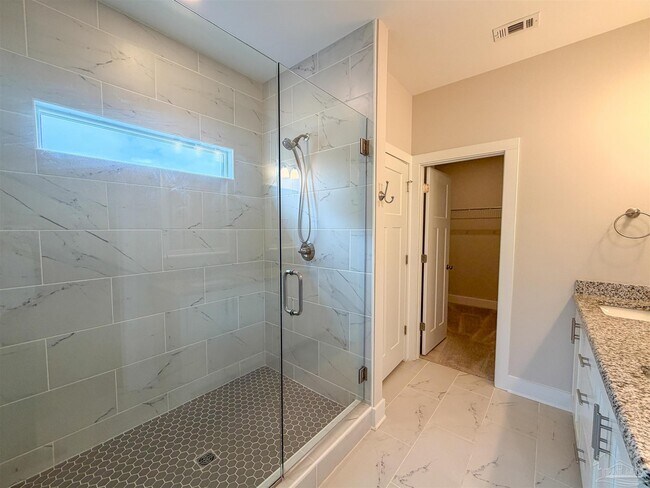 Building Photo - 5841 Winifred Ave