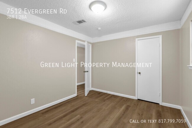 Building Photo - 7512 Evergreen Rd