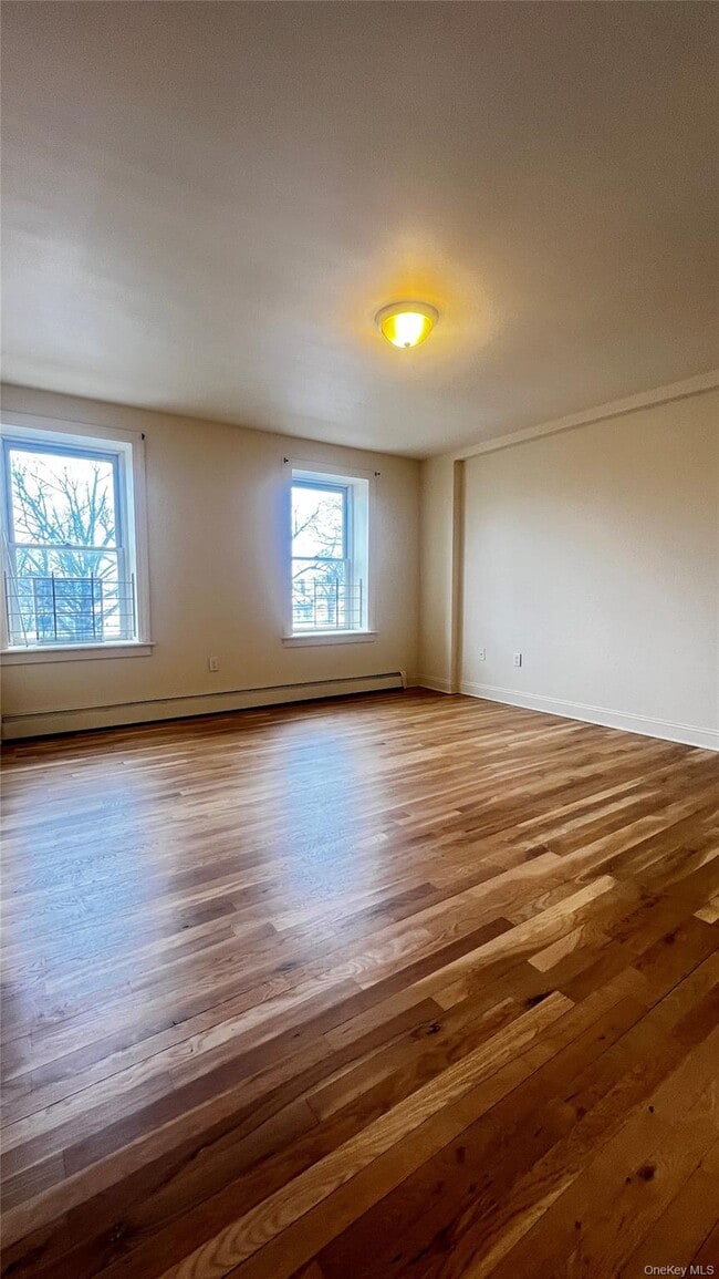 Building Photo - 97 Liberty St