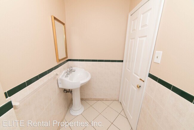 Building Photo - 4 br, 2.5 bath House - 440 Cricket Lane