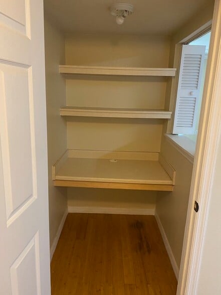 office - 3015 Chianti Ct