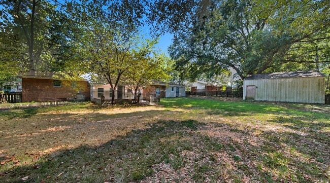 Building Photo - 1517 Michael St