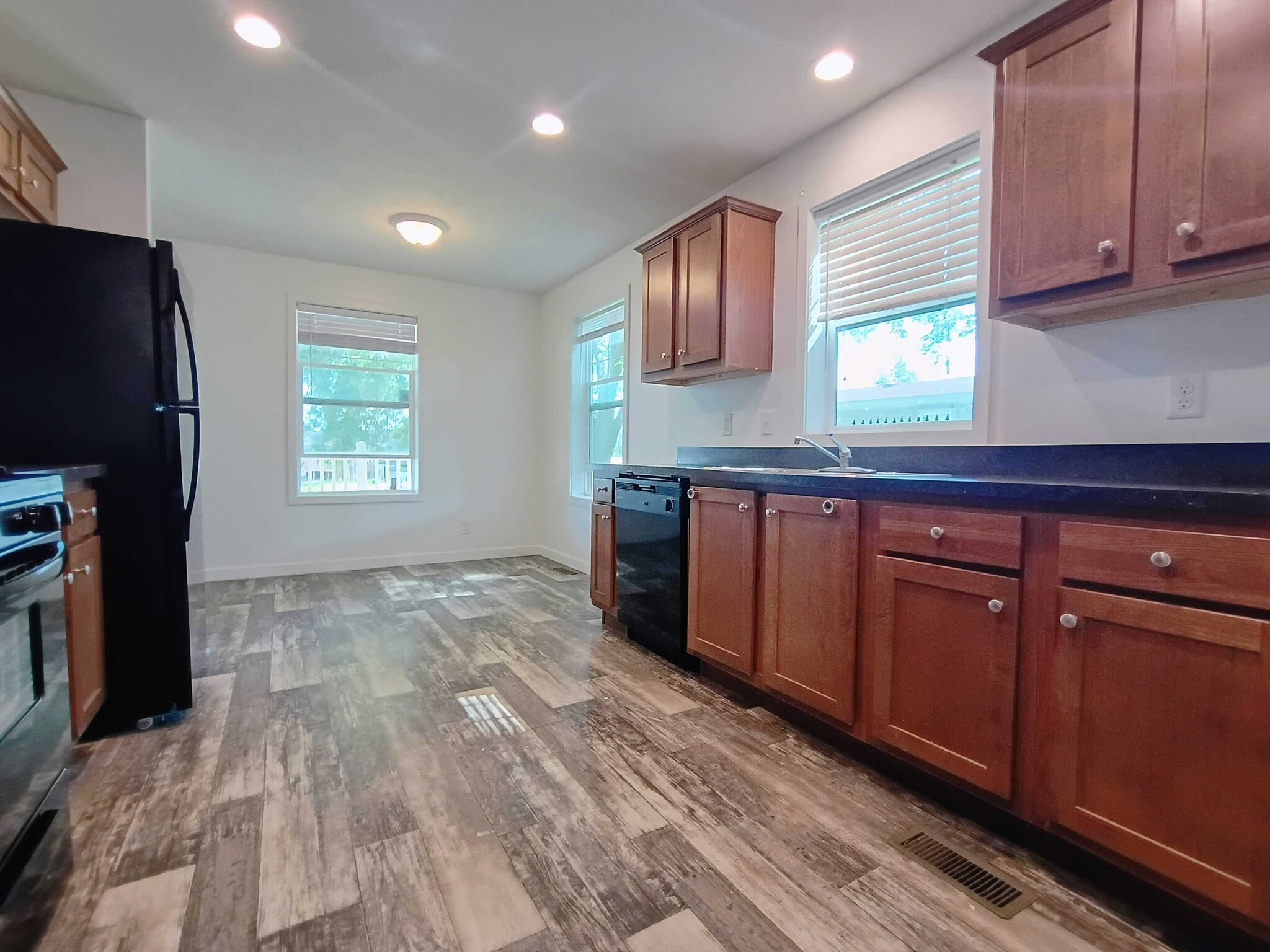 Building Photo - 2005 Falcon Terrace NW