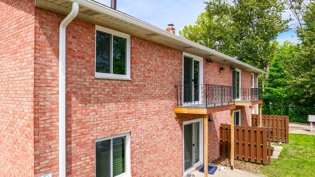 Building Photo - 4707 Fishcreek Rd