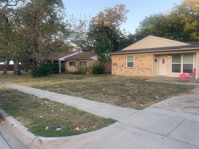 Building Photo - 3351 Caracas Dr