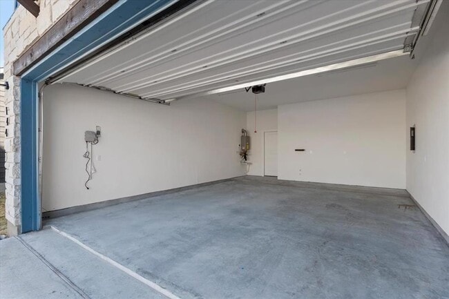 Building Photo - 144 Donn Brooks Dr