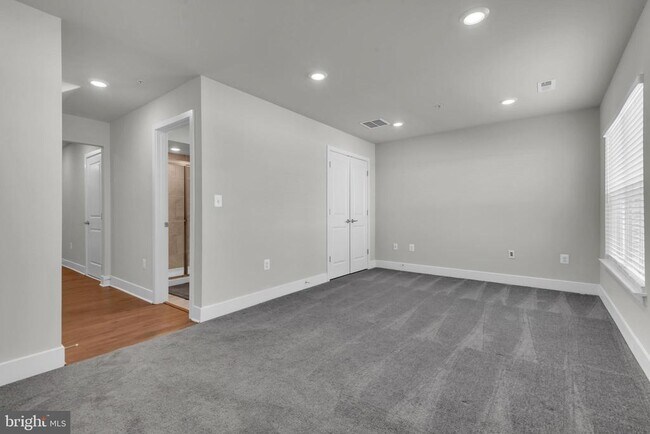 Building Photo - 5754 Frederick Douglas Pl