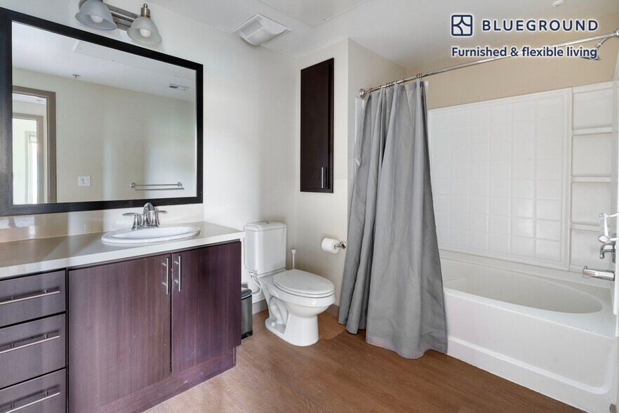 Building Photo - 7011 Sunne Ln