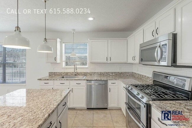 Building Photo - 505 Cloverleaf Ln