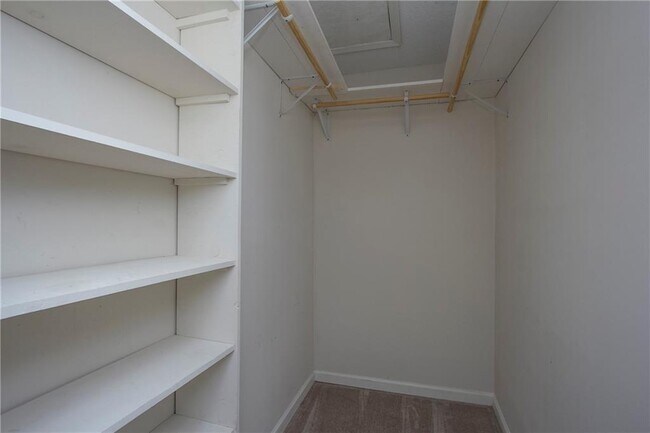 Building Photo - 230 Chaffin Ridge Trce