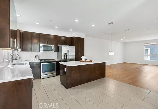 Building Photo - 2581 Arvia St