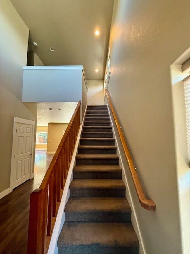 Building Photo - Lovely 3 Bedroom home in Mirada neighborho...