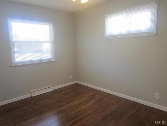 Building Photo - 3909 Southern Aire Dr