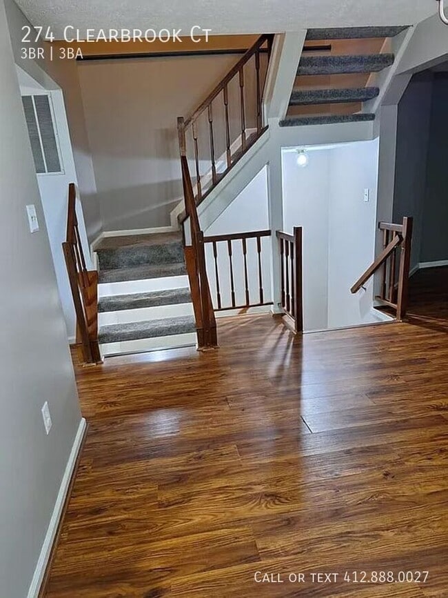 Building Photo - 274 Clearbrook Ct