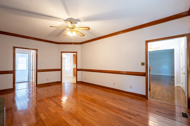 Building Photo - 4418 Pierwood Way