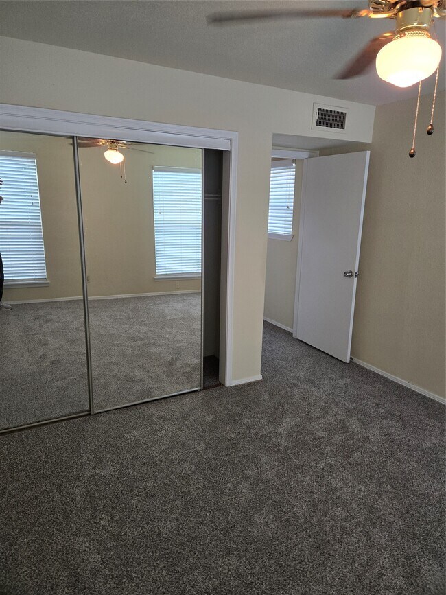 Building Photo - 13210 Old Richmond Rd