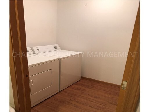 Building Photo - LOOKING FOR MORE SPACE? TRY US! 3 BD, 2 BA TOWN HOME IN TEA!