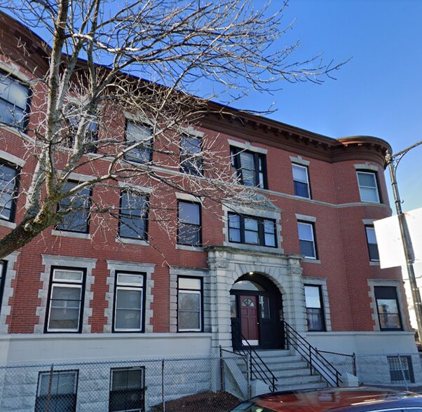 Building Photo - 119 Washington St