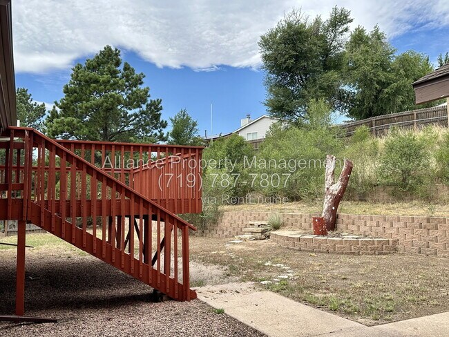 Building Photo - 1250 Chiricahua Dr