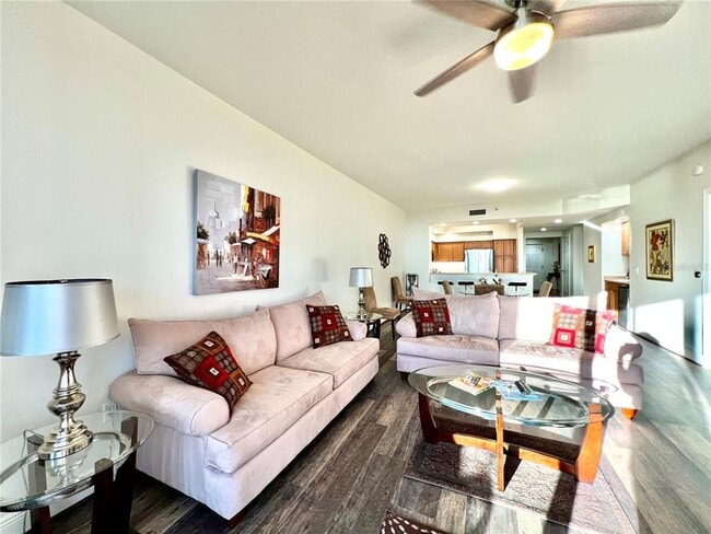 Building Photo - 3321 Sunset Key Cir